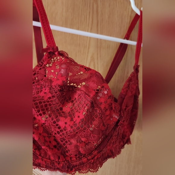 Adoore Me Elegant Red Lace Bralette - Picture 2 of 4
